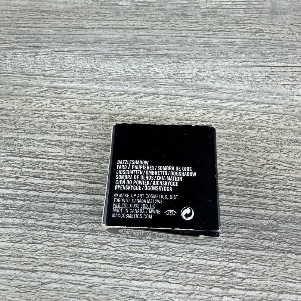 MAC Dazzleshadow Dreamy Beams Shimmer Single Pressed Powder Eyeshadow 1g 0.03oz
